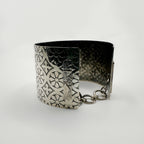 sterling silver cuff handmade with an art deco design made by Bottlebee in Nottingham