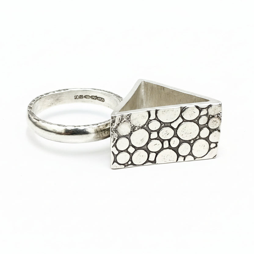 925 silver brutalist rig with a bubble pattern, handmade sustainable by Bottlebee in Nottingham who makes bespoke jewellery